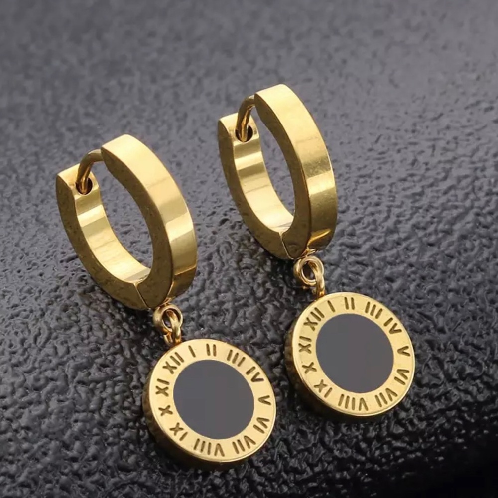 Black and Gold Disc Women Dangle Earrings by Grathia Cero - Picture 3 of 6